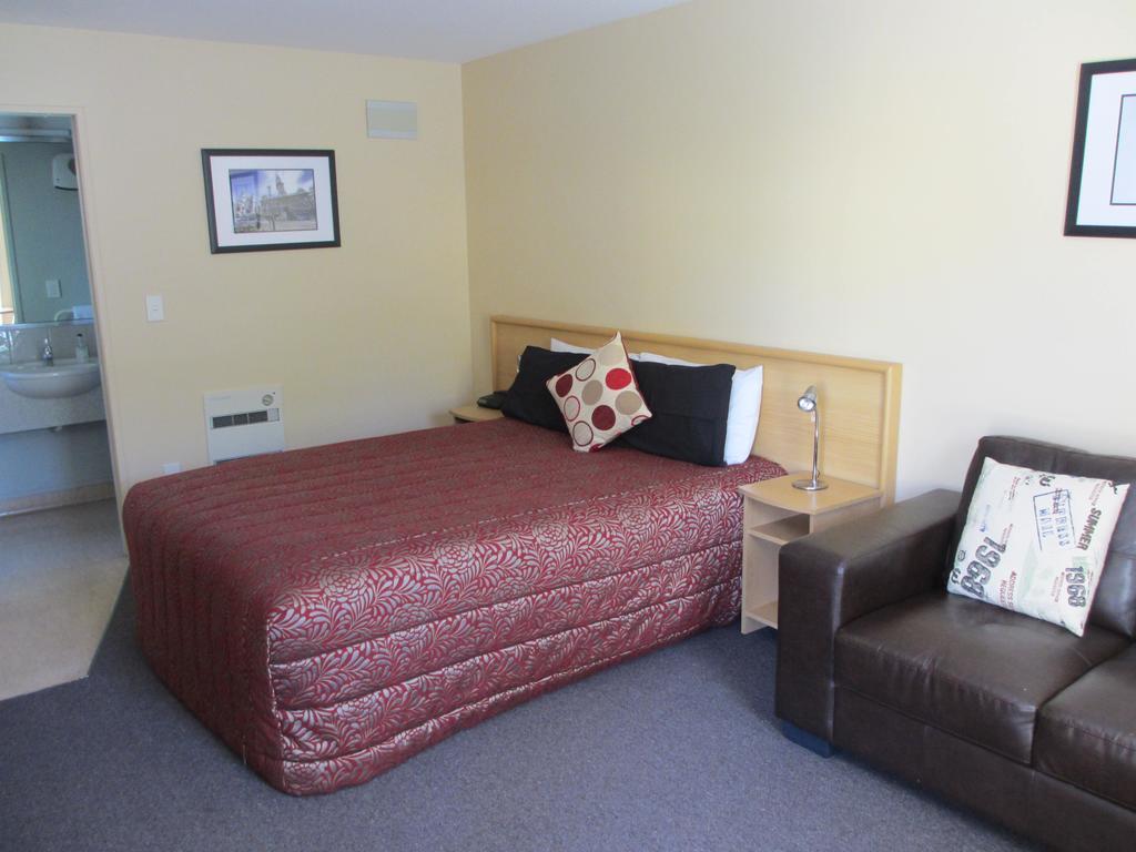 Alhambra Oaks Motor Lodge Dunedin Extérieur photo