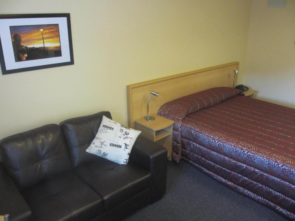 Alhambra Oaks Motor Lodge Dunedin Chambre photo