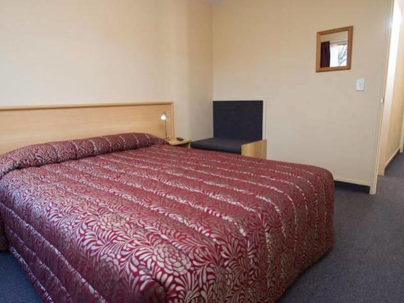 Alhambra Oaks Motor Lodge Dunedin Extérieur photo