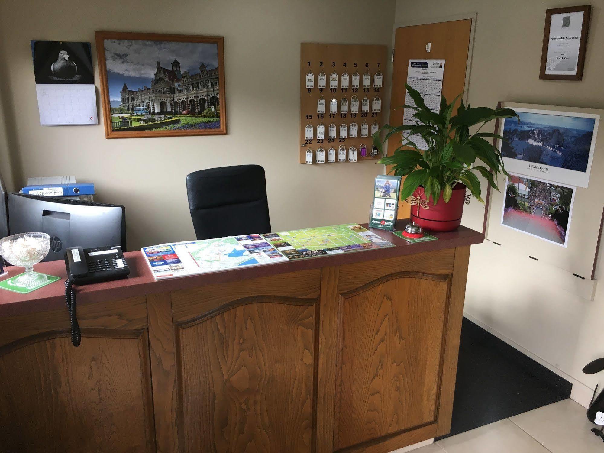 Alhambra Oaks Motor Lodge Dunedin Extérieur photo