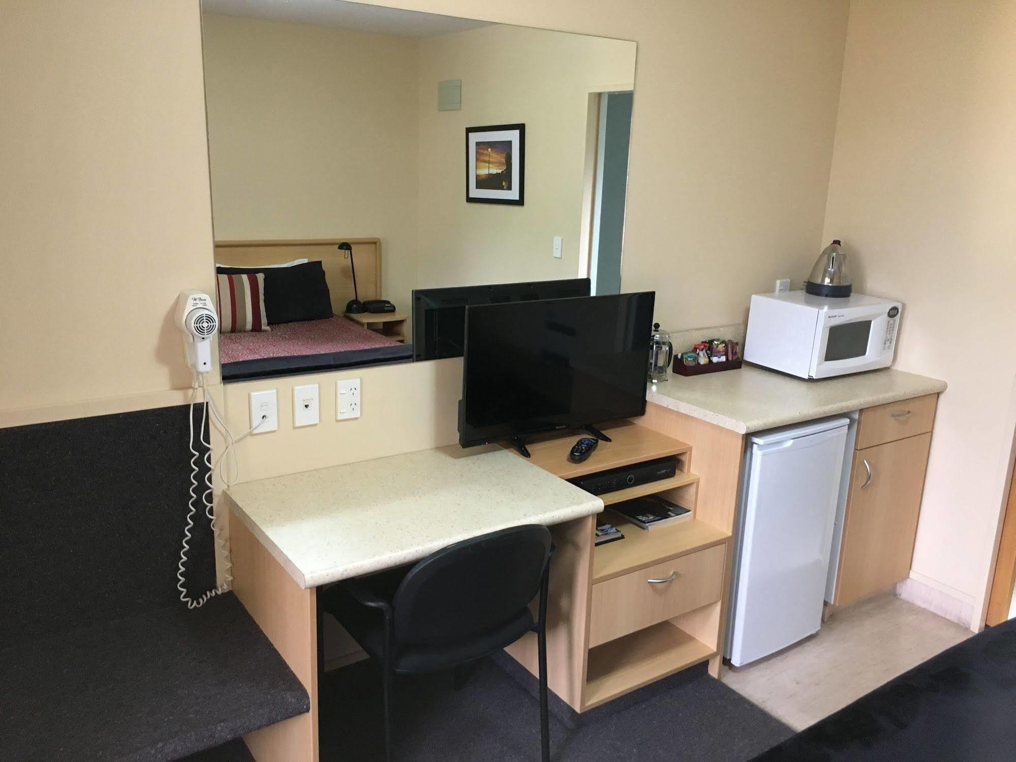Alhambra Oaks Motor Lodge Dunedin Extérieur photo