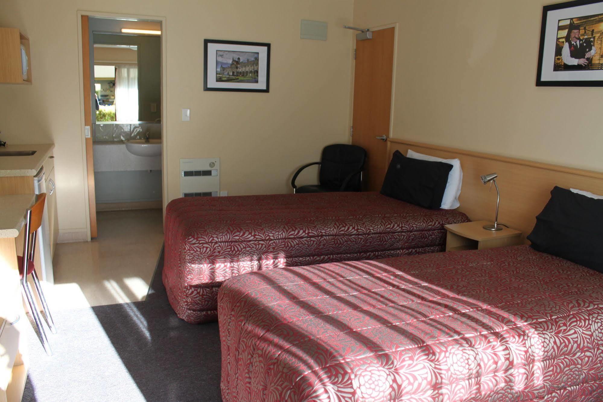 Alhambra Oaks Motor Lodge Dunedin Extérieur photo