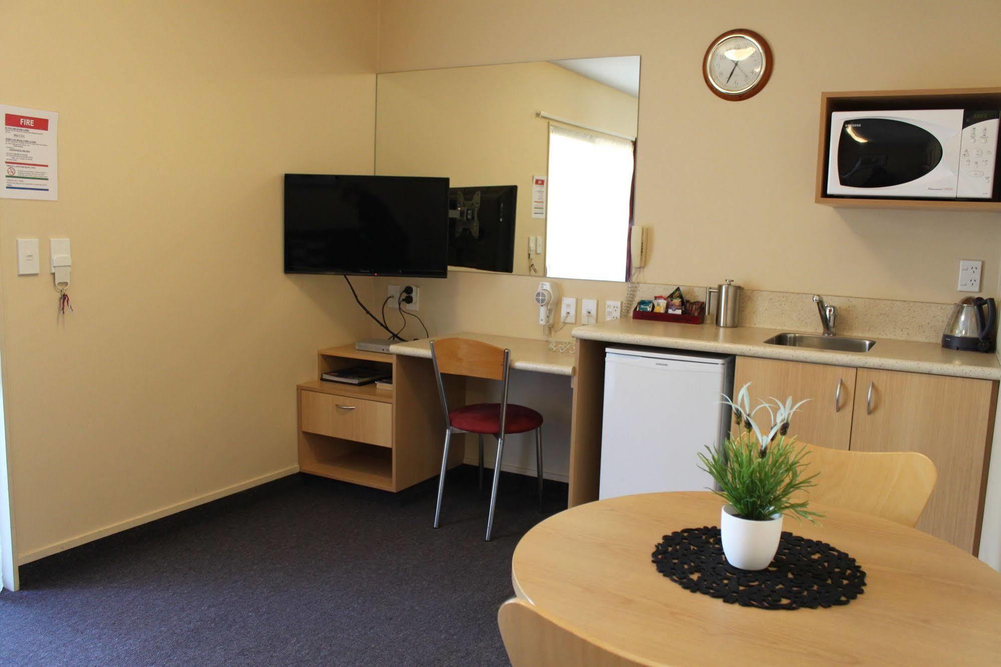 Alhambra Oaks Motor Lodge Dunedin Extérieur photo